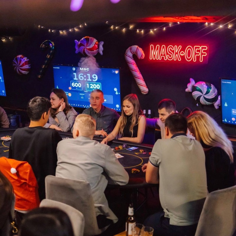 MASK OFF POKER