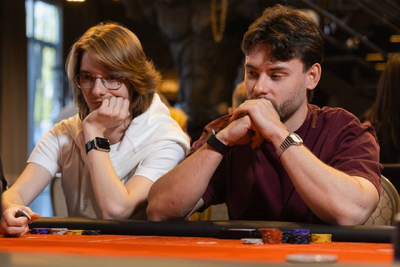 DEEPSTACK + 1 REBUY